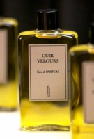 Cuir Velours Naomi Goodsir